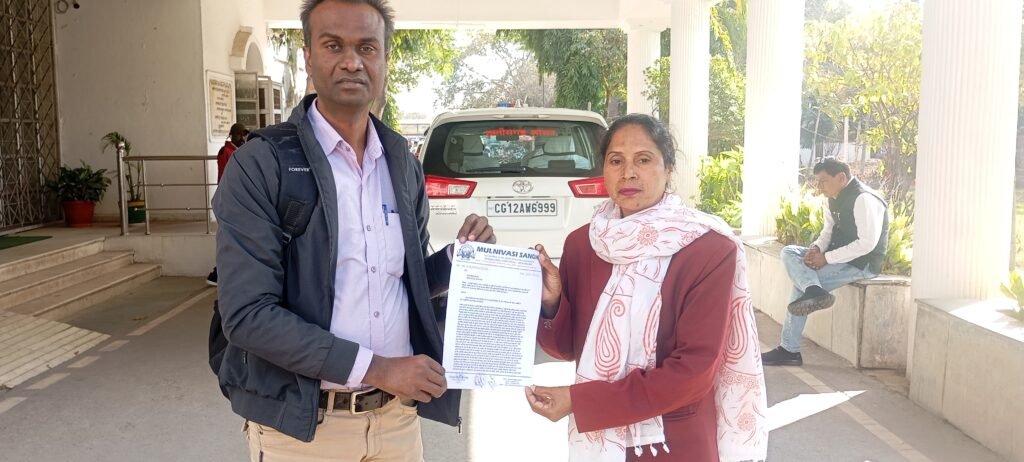 मूलनिवासी संघ नें बालको प्रबंधन के खिलाफ खोला मोर्चा – 40 वर्षों से संचालित गुमटीयों के संचालको को बेदखली नोटिस मानवाधिकार व संवैधानिक अधिकारों का हनन, भुमि सरकारी है या बालको प्रबंधन की प्रशासनिक जाँच की मांग